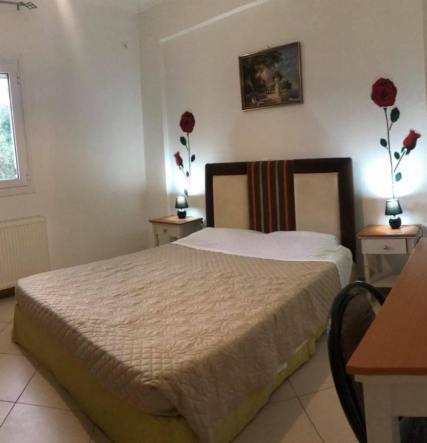 Teo Apartments Гувия Екстериор снимка